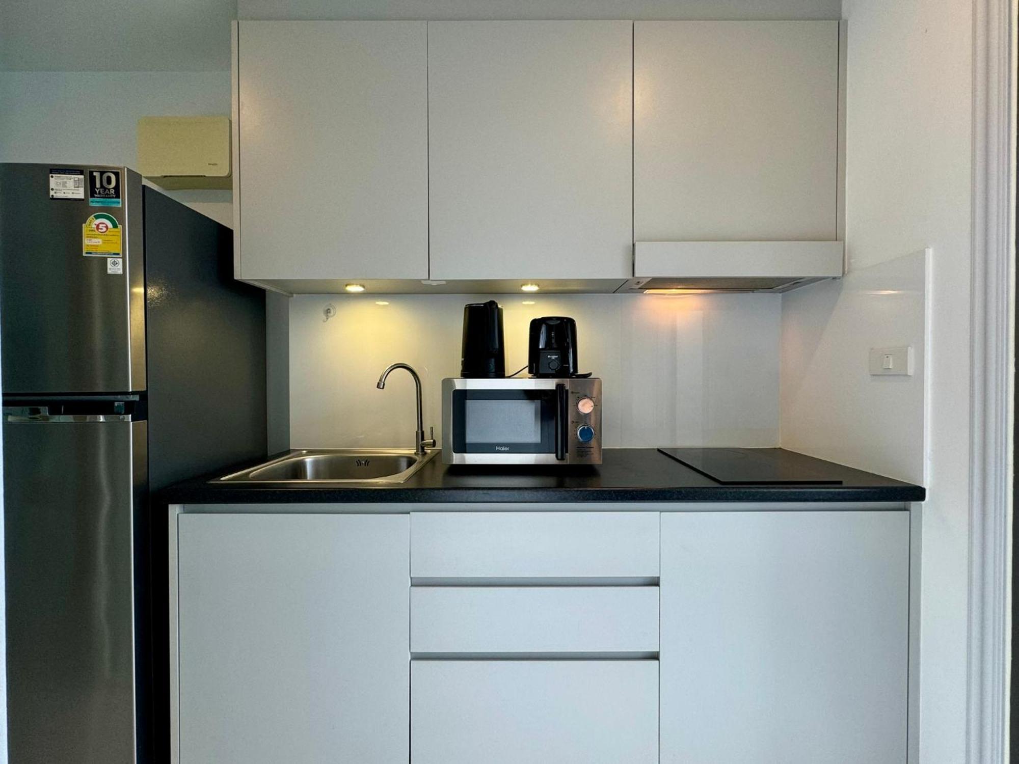 Mantra Beach Condominium Suite - Mae Phim Ban Tha Fat Exteriör bild