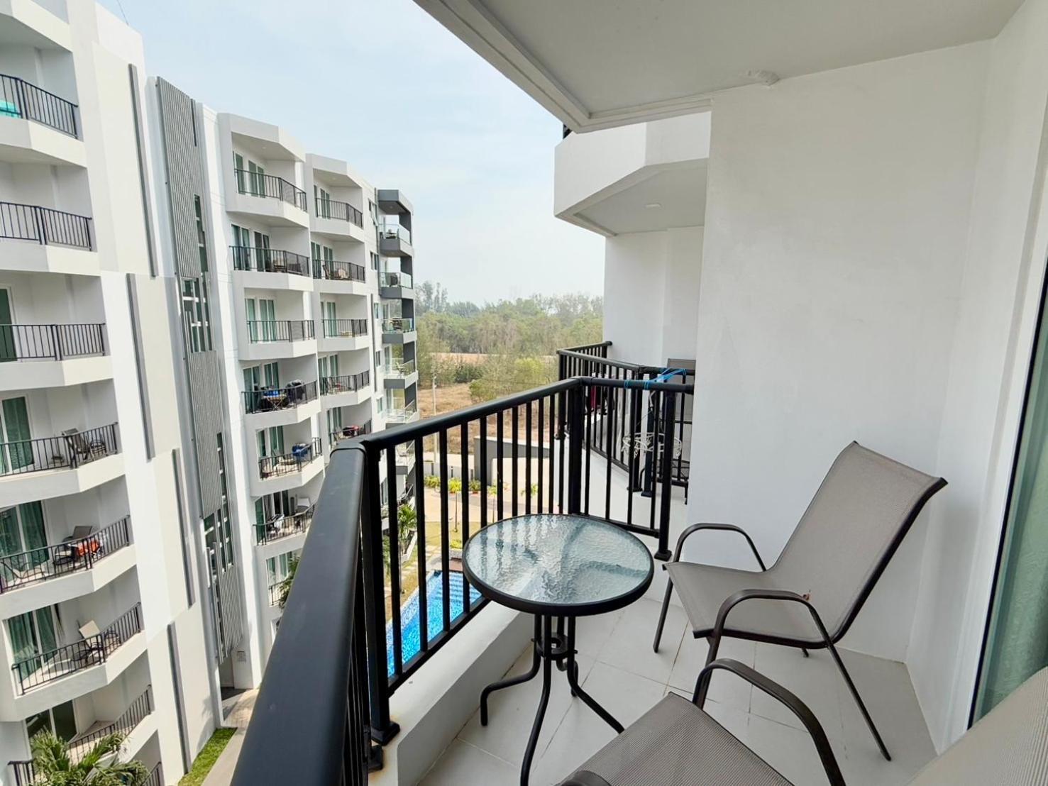 Mantra Beach Condominium Suite - Mae Phim Ban Tha Fat Exteriör bild